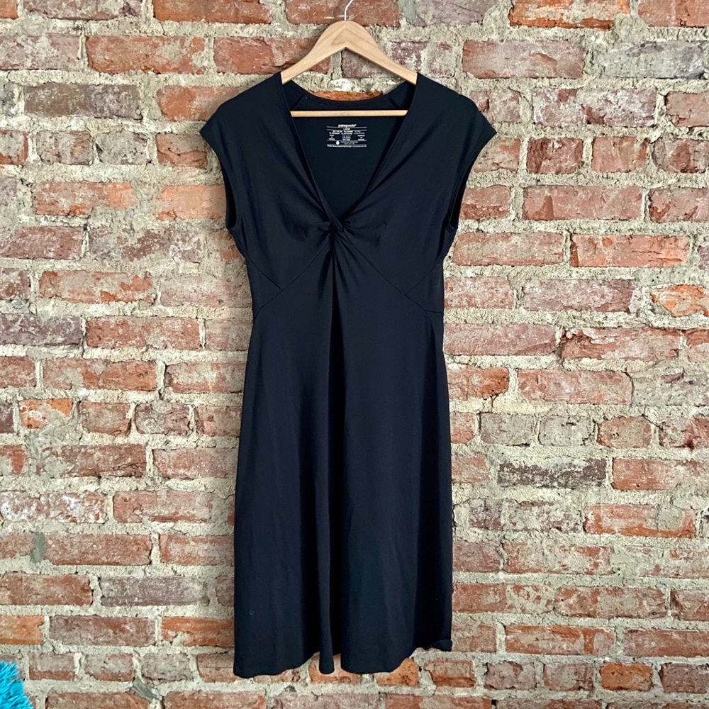 Patagonia Seabrook Bandha dress. Black. Large